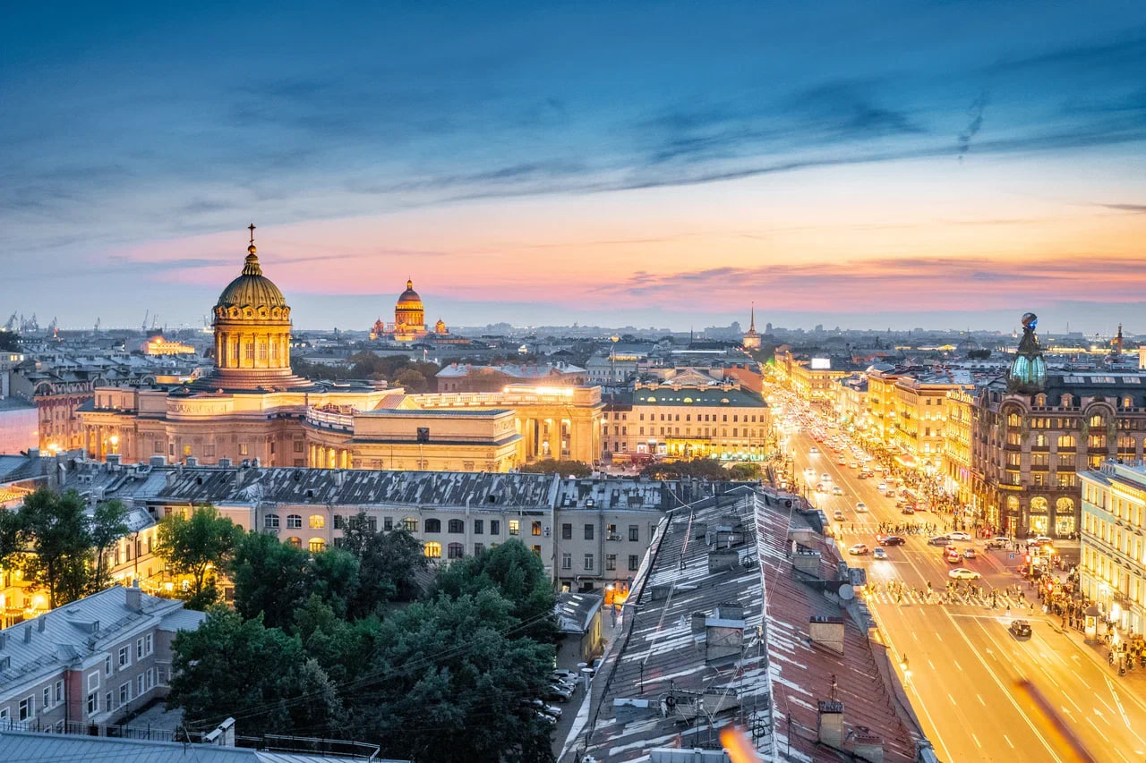 Праздничный Петербург с шампанским!