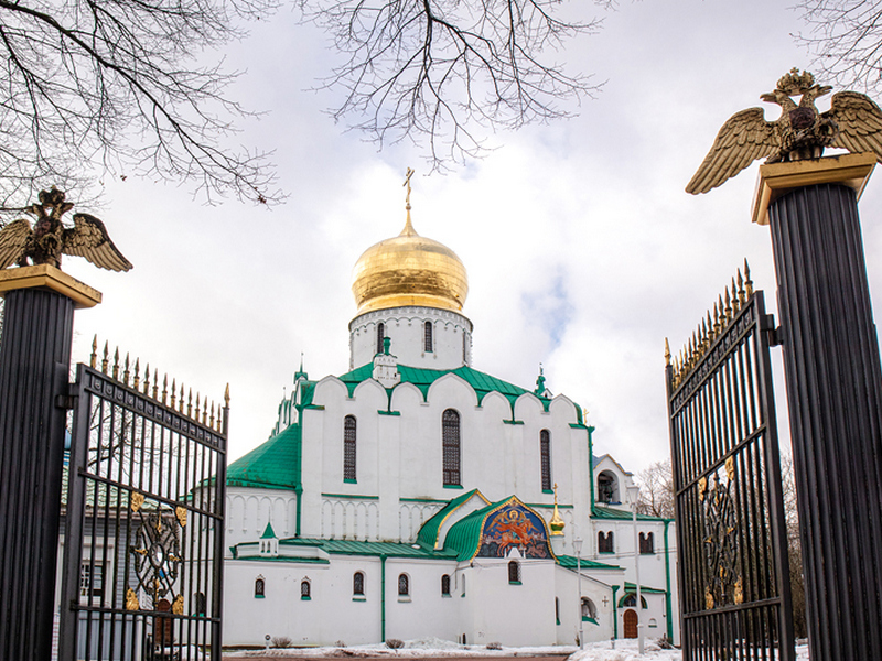 НОВИНКА! Русский стиль в церковной архитектуре конца XIX начала ХХ вв.