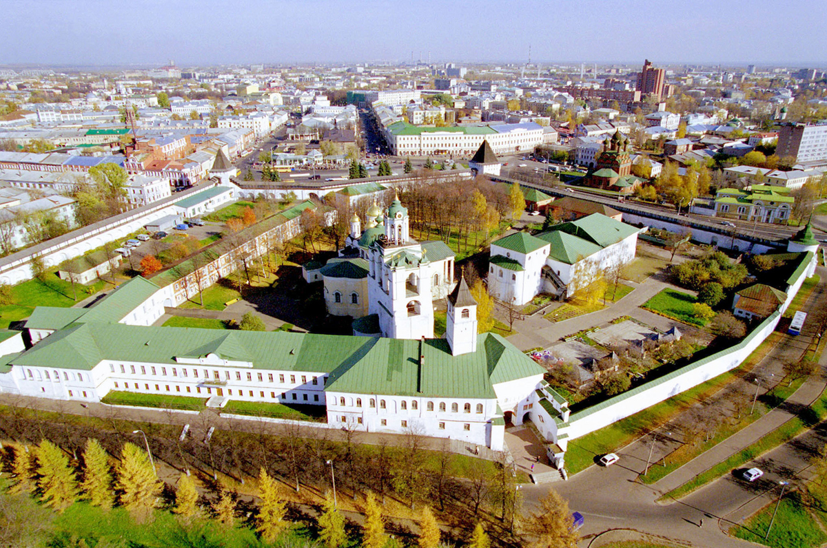 Осеннее путешествие в сказку! (Кострома, Ярославль,Переславль Залесский, Дмитров)  Экскурсии  СП Золотая пора  Cоциальный проект