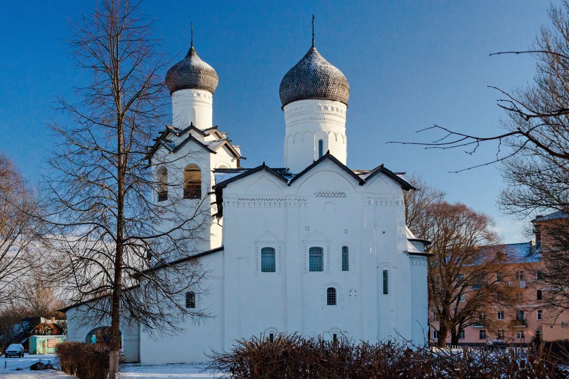 спасо преображенский монастырь старая русса. спасский собор спасо-преображенского монастыря старая русса. спасо-преображенский собор старая русса. собор спаса преображения старая русса. спасо преображенский монастырь старая русса.