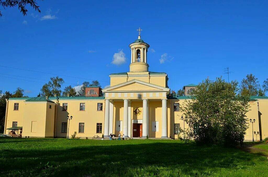 Церковь Святой Марии Магдалины в Павловске