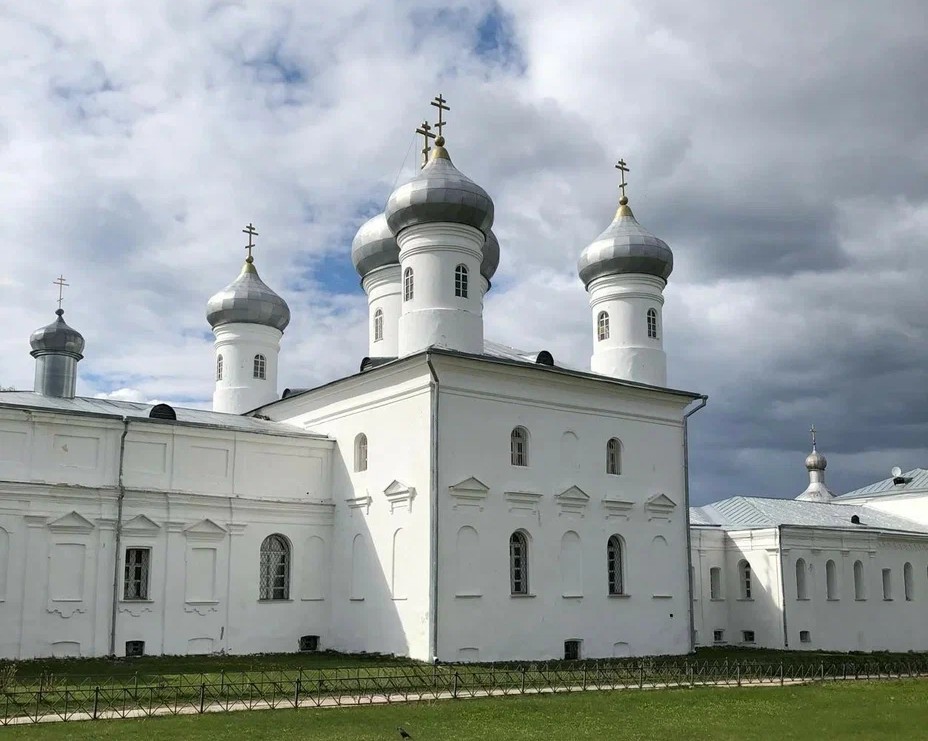 СПАС НА НЕРЕДИЦЫ