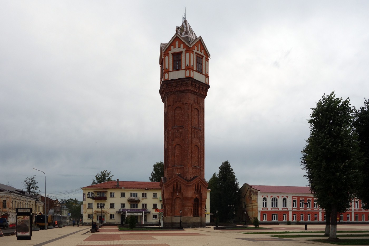 Соборная площадь и духовные ценности Старой Руссы
