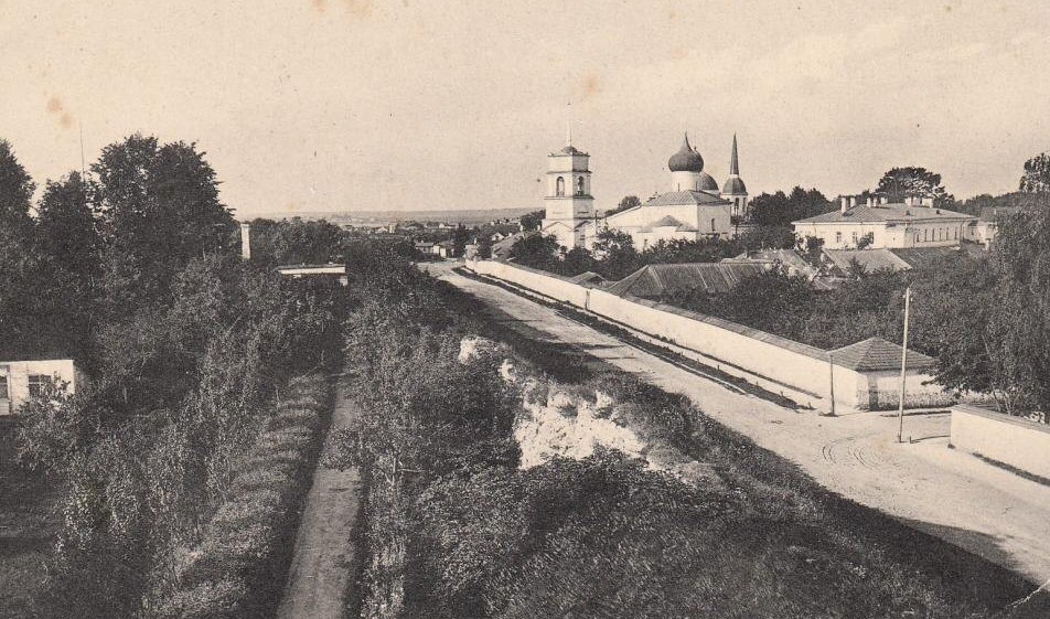 Старовознесенский монастырь