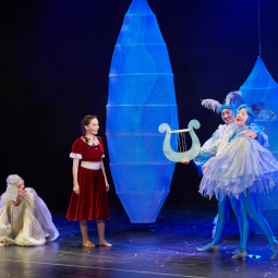 Спектакль "Удивительный волшебник страны Оз"