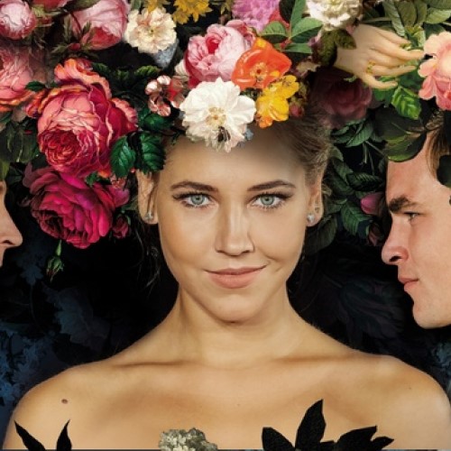 Спектакль "Коломба, или бумажные розы"